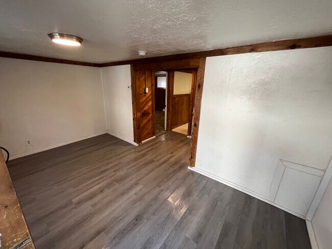Building Photo - 135 E 300 N