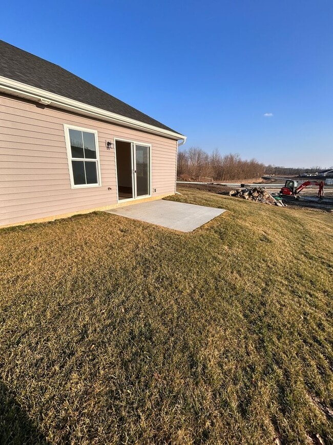 Building Photo - Brand New Move In Ready 3 Bed 3 Bath Home In Lancaster