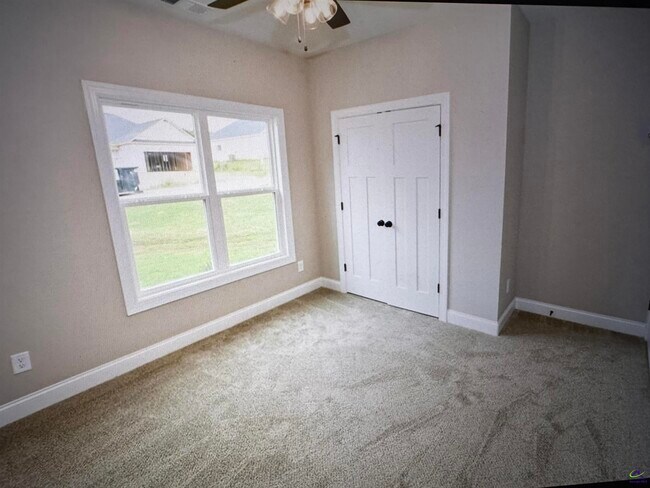 Building Photo - 104 Sutter Butte PL