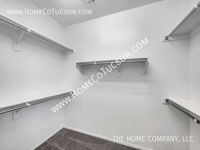 Building Photo - 6876 S Benedetti Ct