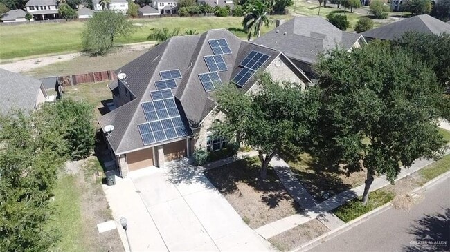 Building Photo - 25 El Jardin St