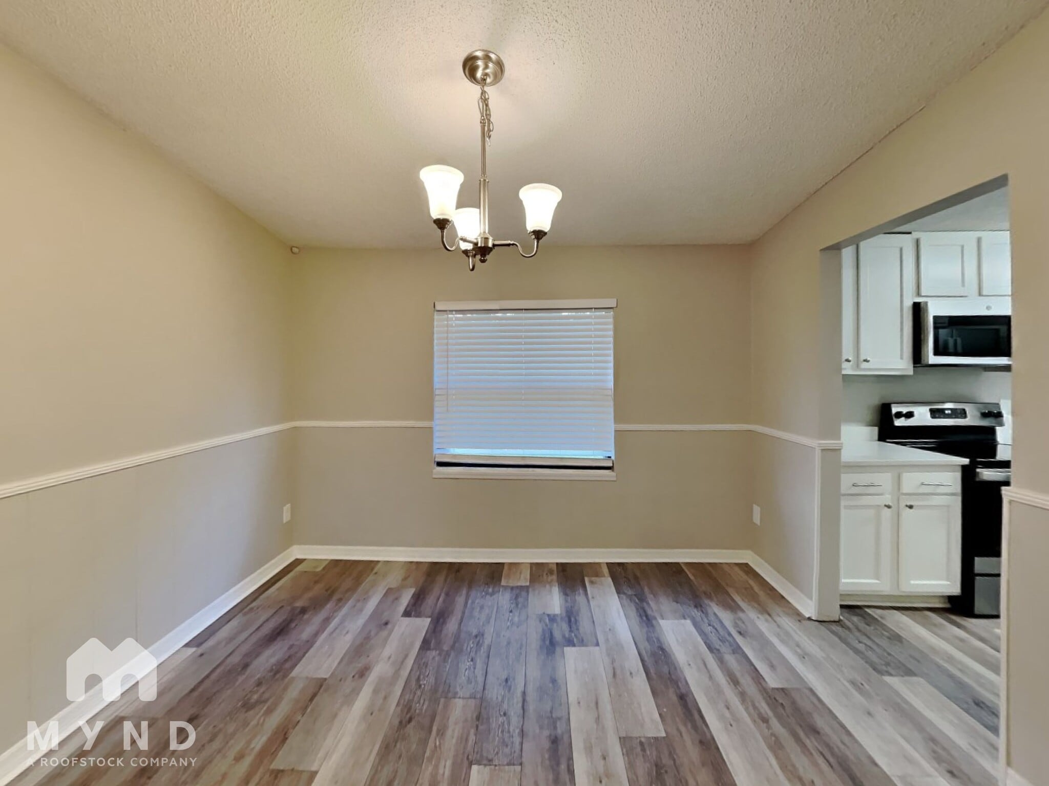 Building Photo - 10983 Witchaven St