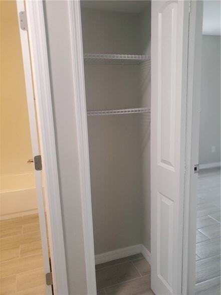 Building Photo - 3300 S 7th St