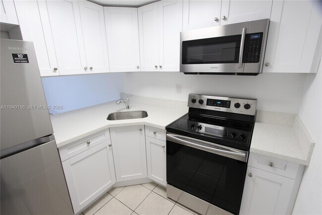 Building Photo - 4550 NW 9th St