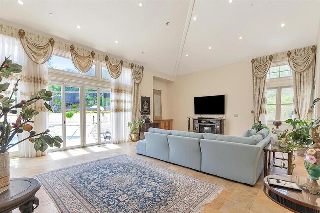 Building Photo - 15219 Sobey Rd