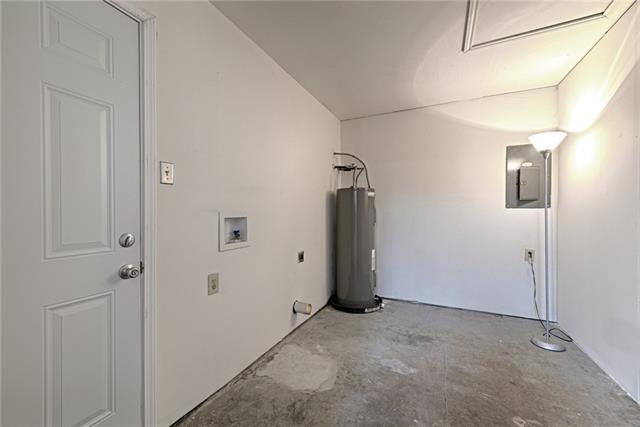 Building Photo - 4652 Misty Ridge Dr