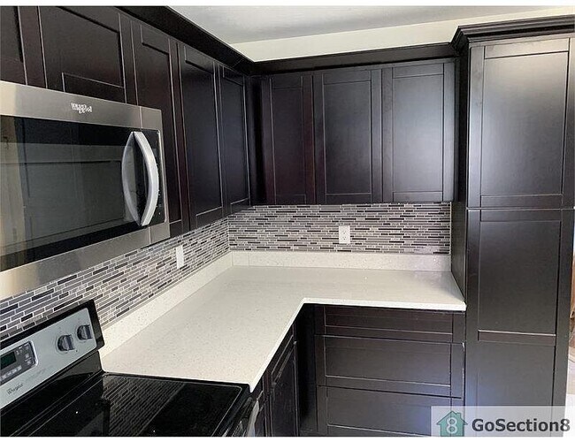 Building Photo - 801 Boynton Property