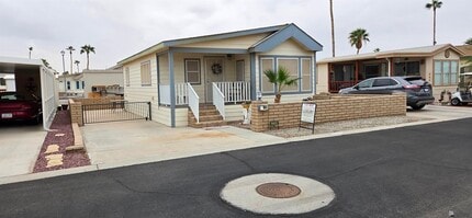 Building Photo - 5707 E 32nd St