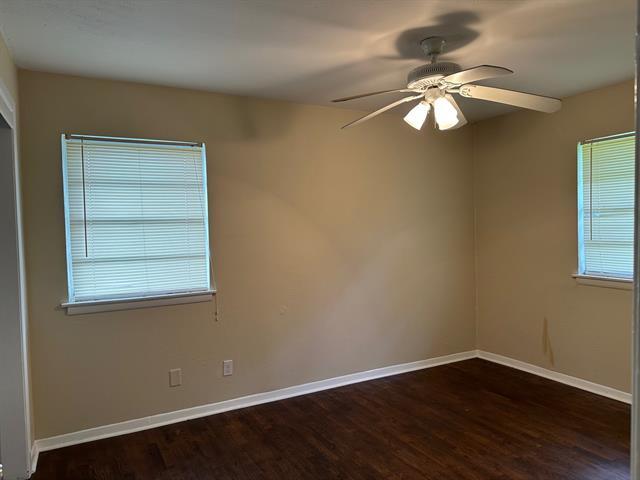 Building Photo - 522 E Daugherty Dr