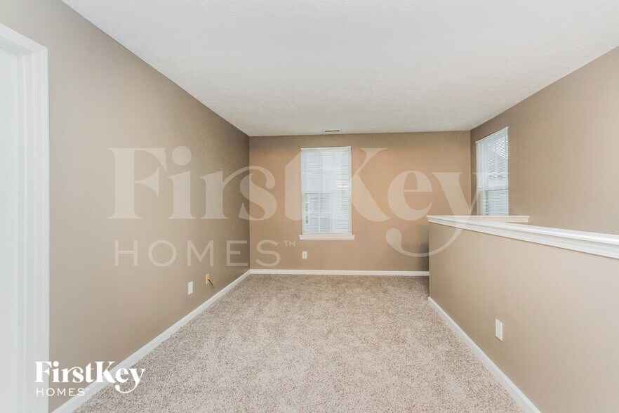 Building Photo - 3661 Cedar Pine Pl