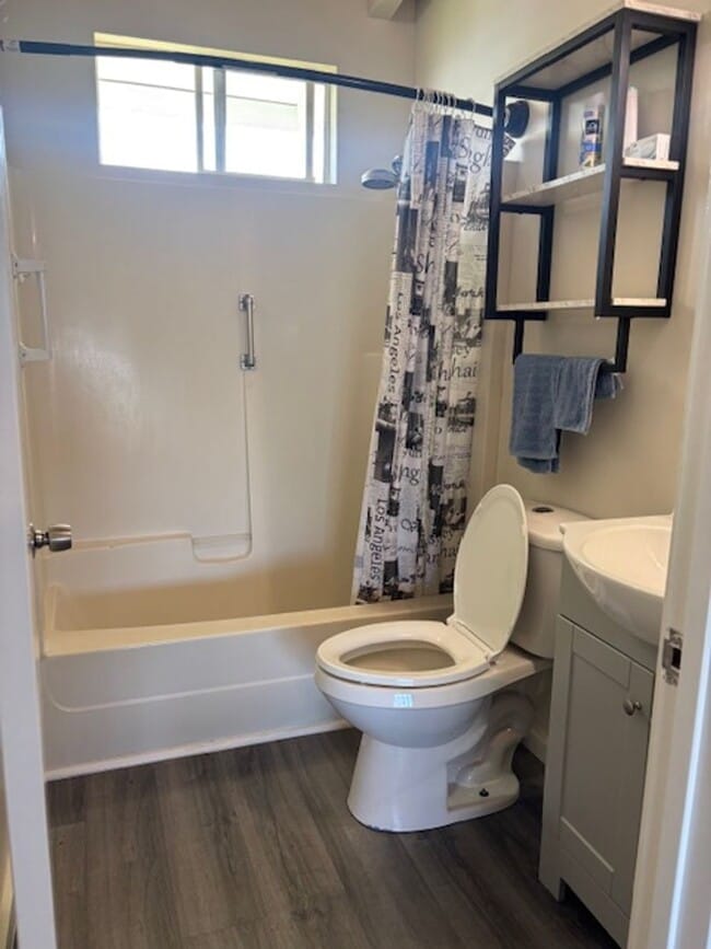 Building Photo - 75-177 Kalani St