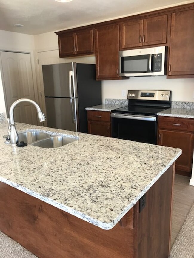 Building Photo - New Construction- 3 Bedroom 2 Bath 2 Car G...