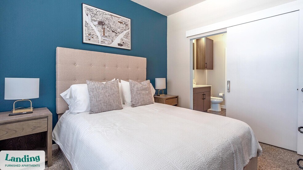 Building Photo - 14015 Univ Pass