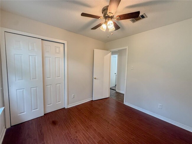 Building Photo - 8613 McAllister Dr