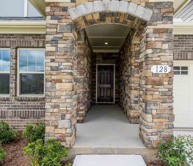 Building Photo - 128 Blue Hydrangea Ln