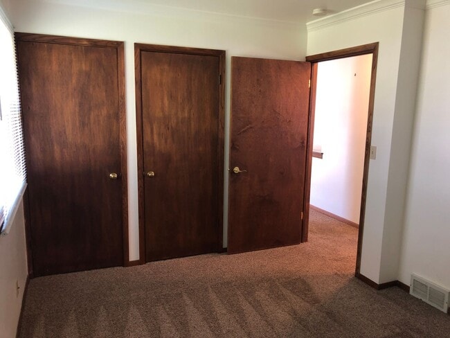 Building Photo - Single Family Home