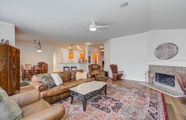 Building Photo - 17611 Emerald Garden Ln