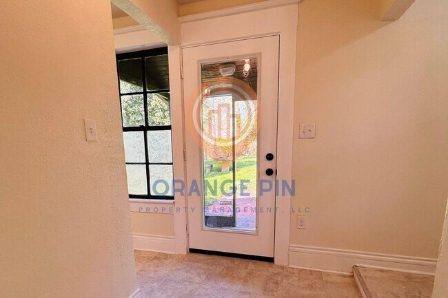 Building Photo - 2923 Morrow Ave