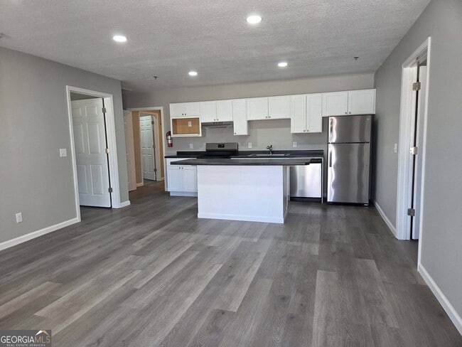 Building Photo - 311 Jerriel St