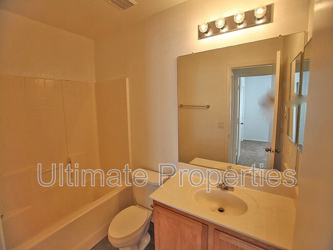 Building Photo - 12710 W Willow Ave