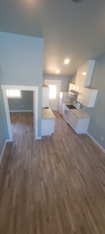 Building Photo - 751 Point Brown Ave SW