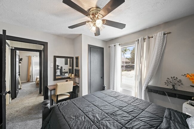 Building Photo - 3705 Bremond St