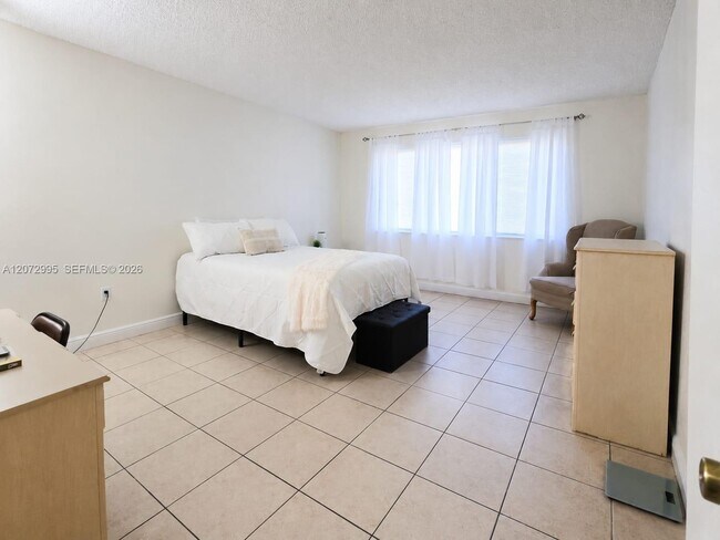 Building Photo - 6980 NW 186th St