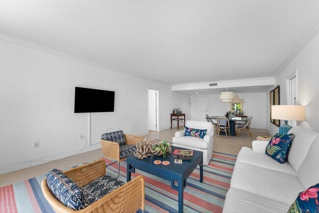 Building Photo - 2773 S Ocean Blvd