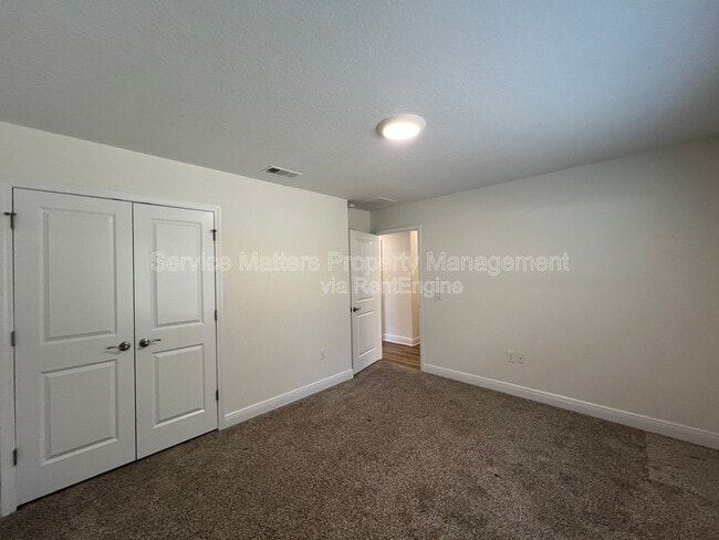 Building Photo - 4527 Plowman Ln