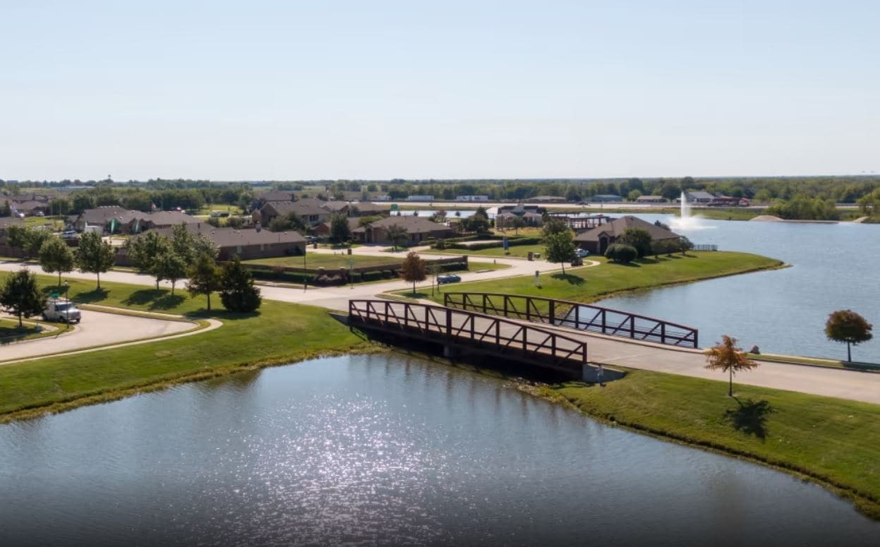 Building Photo - 1613 Applegate Way