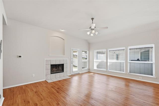 Building Photo - 113 Creekview Dr