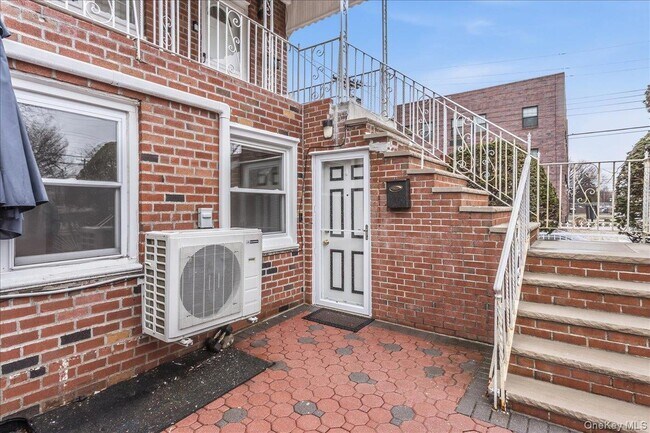 Building Photo - 8904 Avenue J