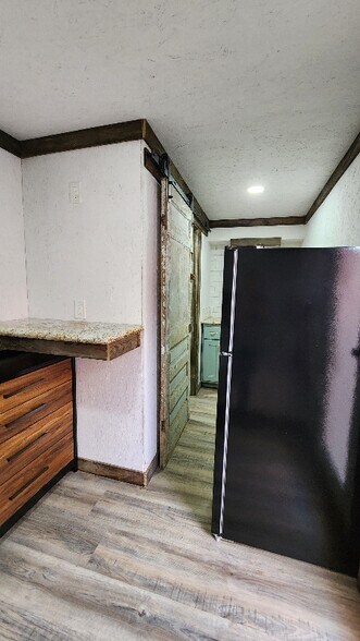 Building Photo - 6835 Purvis Ln