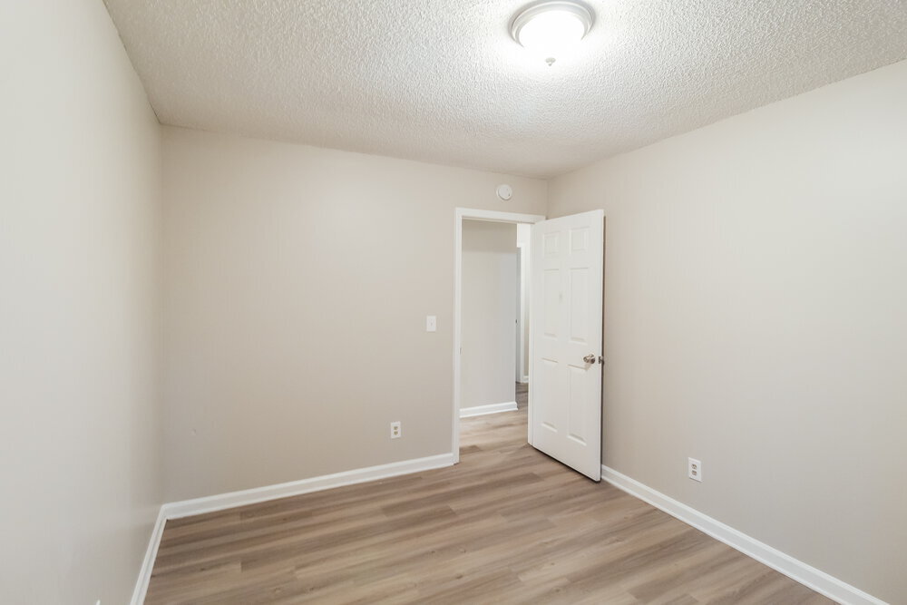 Building Photo - 839 Ashley Ln