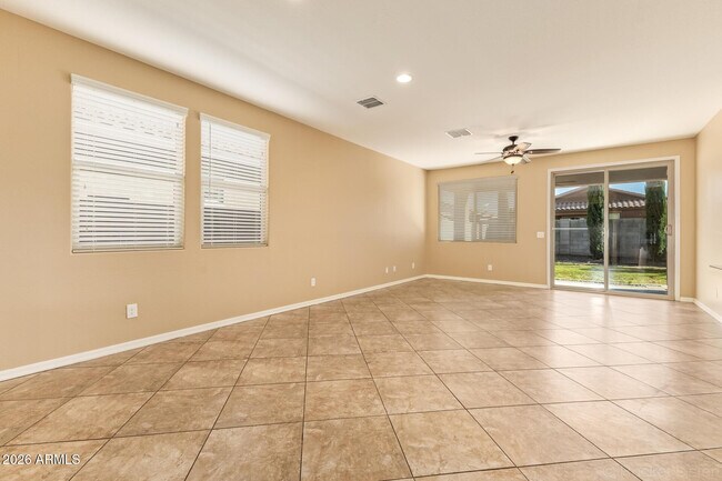 Building Photo - 2057 Kenton Way