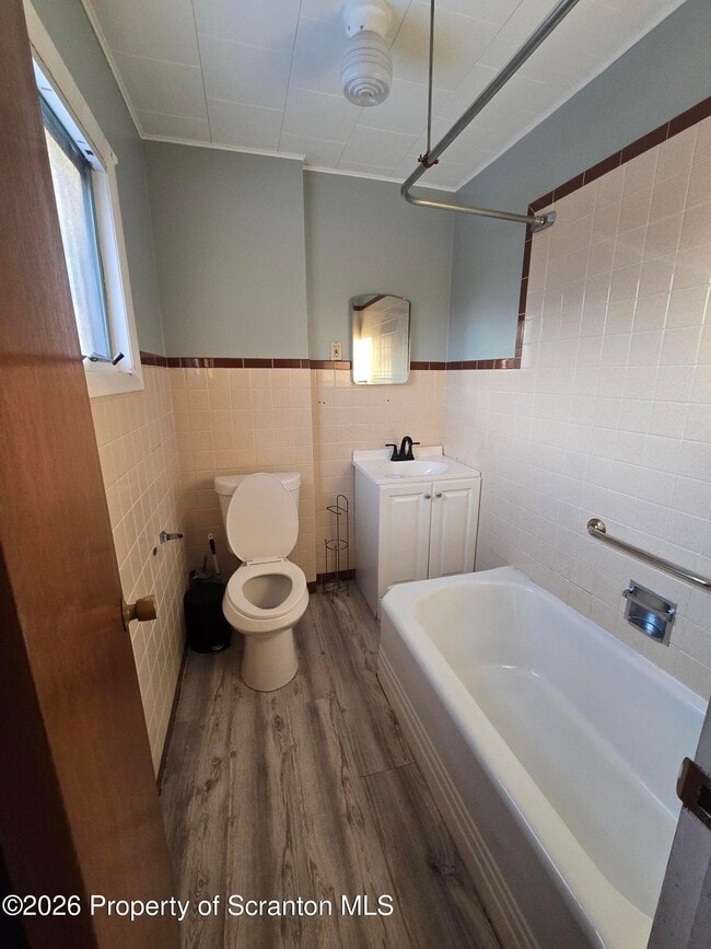 Building Photo - 1249 Blair Ave