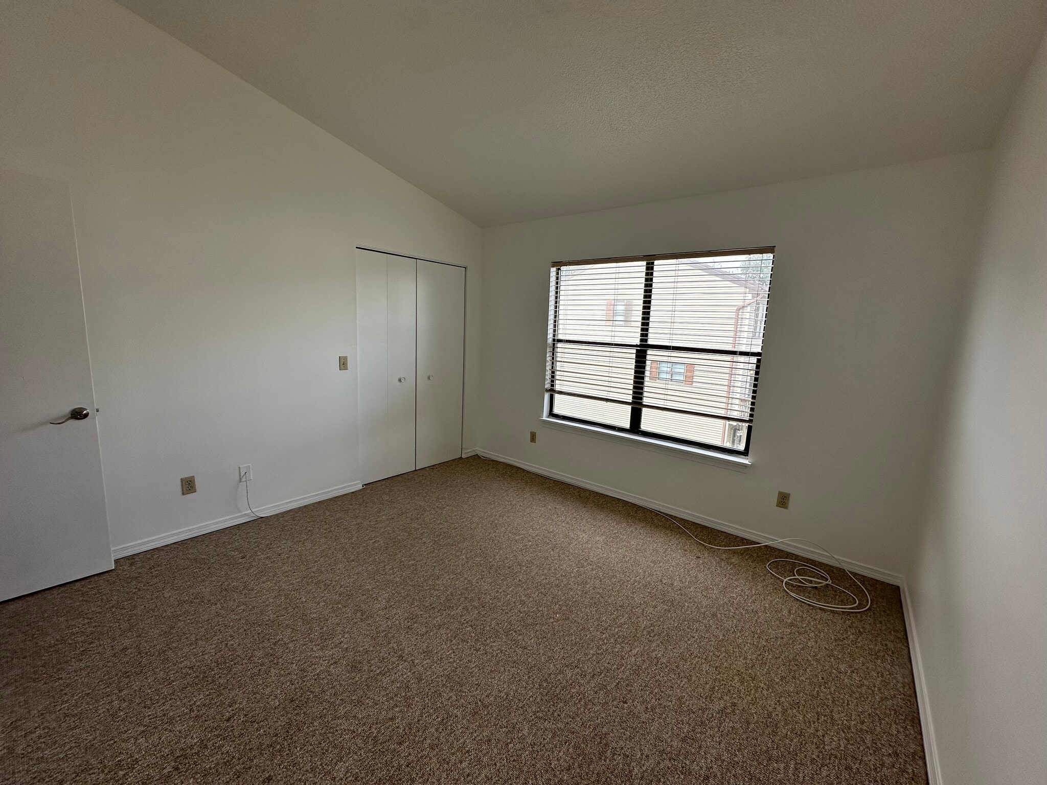 2nd Bedroom - 15 Crest St