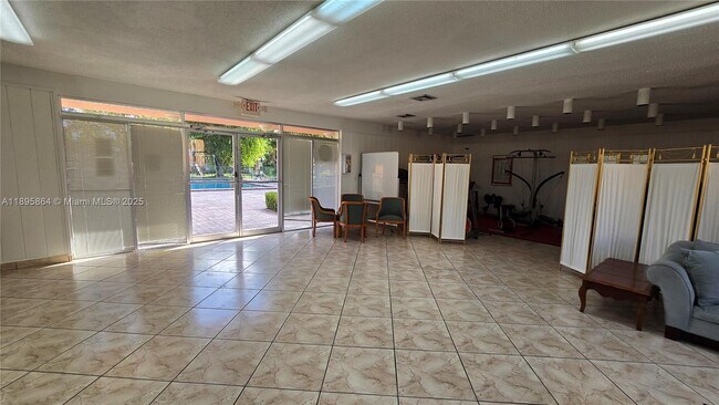 Building Photo - 9400 W Flagler St