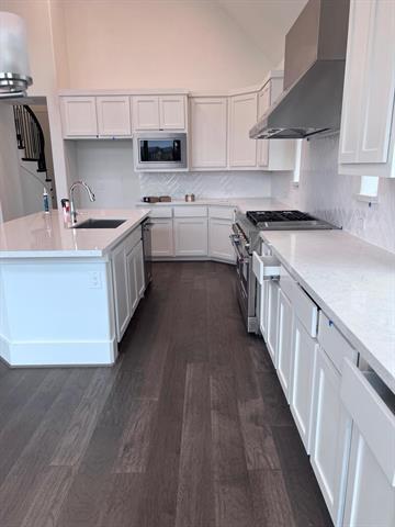 Building Photo - 4878 Limousine Ln