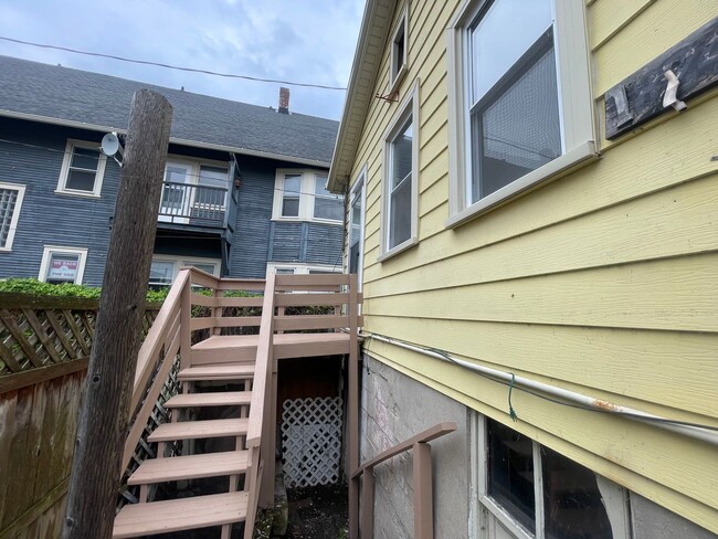 Building Photo - Charming Lower East Side Cottage Steps fro...