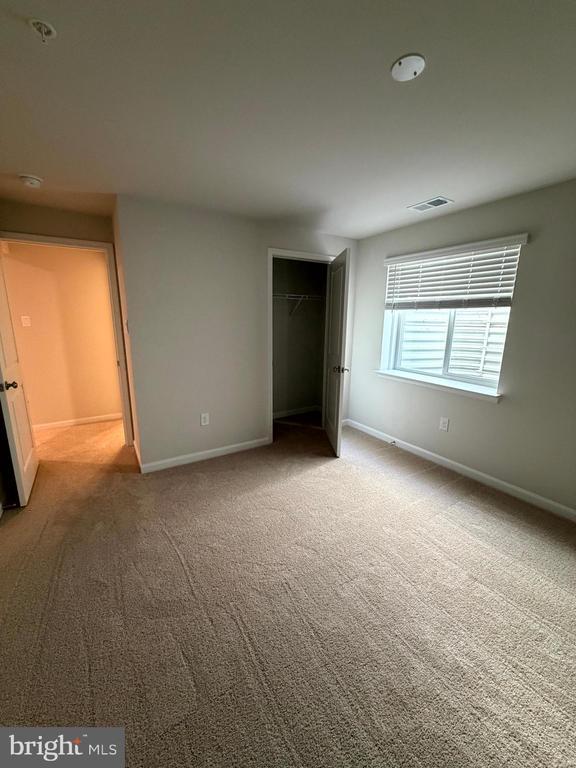 Building Photo - 461 Hanson St