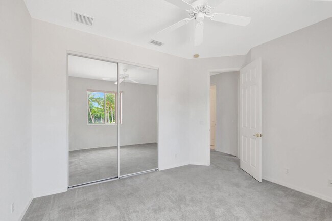 Building Photo - 11286 Regatta Ln