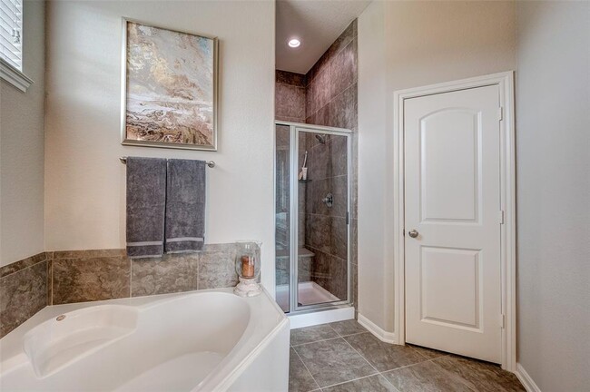 Building Photo - 5554 Sallow Bay Ln