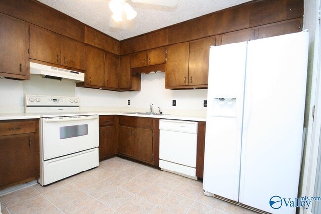 Building Photo - 118 Dexter Cir