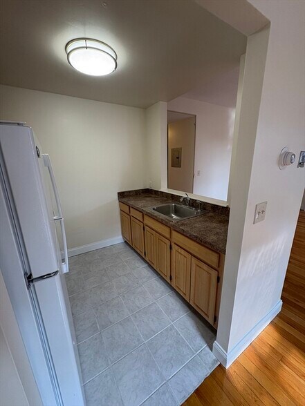 Building Photo - 483 Massachusetts Ave