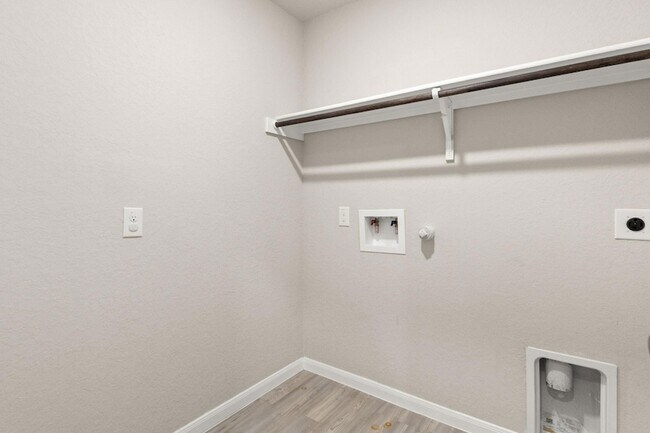 Building Photo - 2831 Calandra Lark