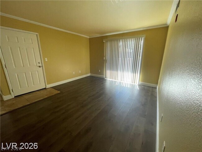 Building Photo - 1150 N Buffalo Dr
