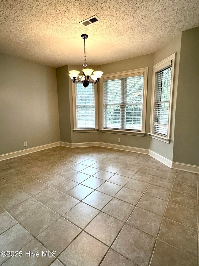 Building Photo - 9155 Oak Ridge Plantation Dr SW