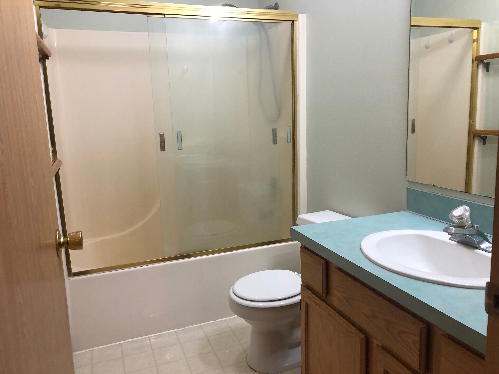 Building Photo - 247 NW Clay Ct