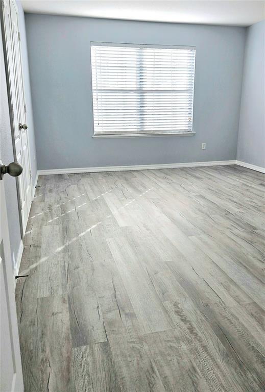 Building Photo - 6520 Windsor Lake Cir